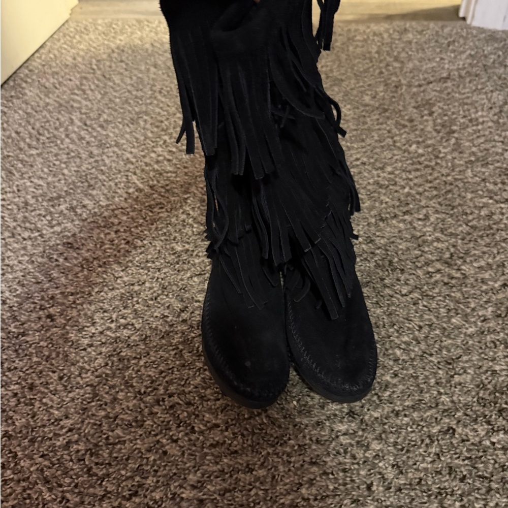 Minnetonka Black Fringe Ankle Booties